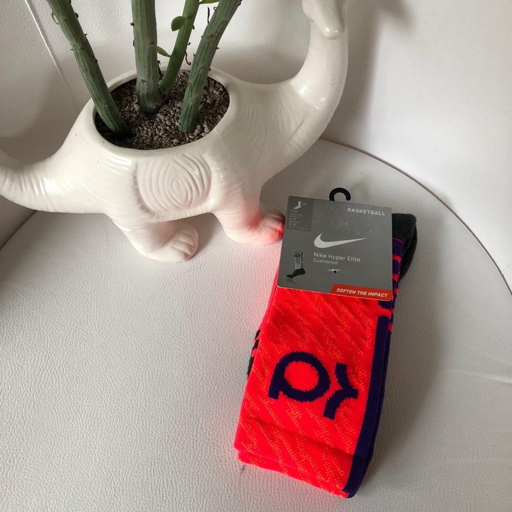 🙌 Bright Nike Hyper elite  sock NWT